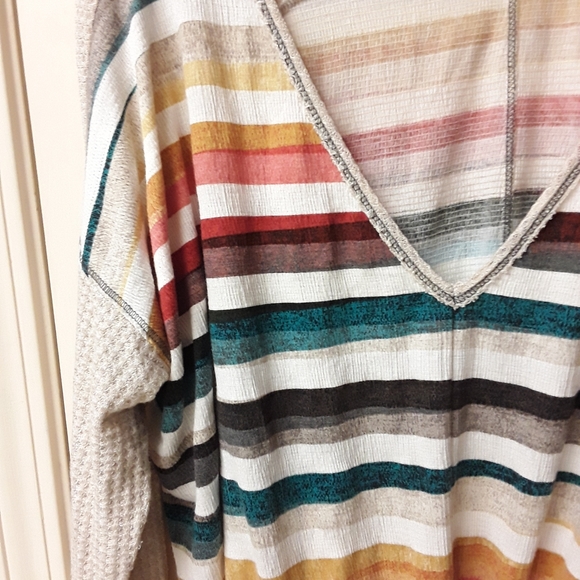 Rainbow Striped Knit V Neck Tie Boho Flowy Top L - Picture 7 of 7